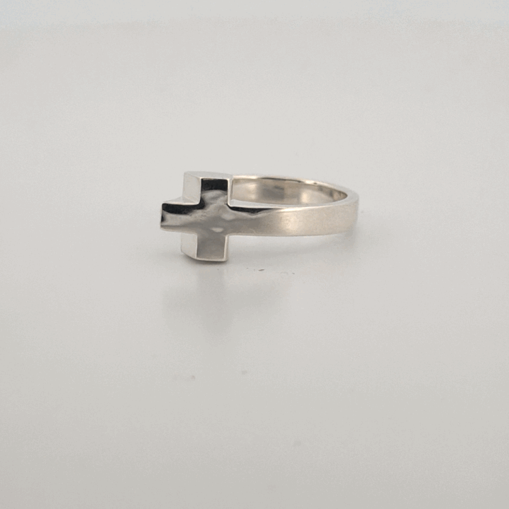 Lifted cross ring