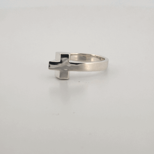 Lifted cross ring